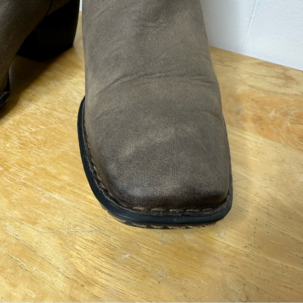 Born Rascal Boot Size 8.5/40 Brown Taupe Oiled Leather Block Heel Bootie - Picture 8 of 12
